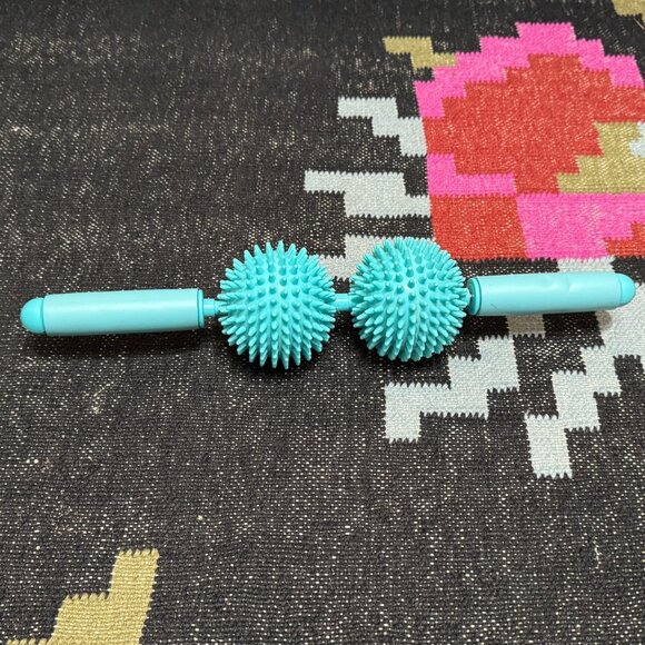 Physique57 Massage Roller, Turquoise - Picture 8 of 11